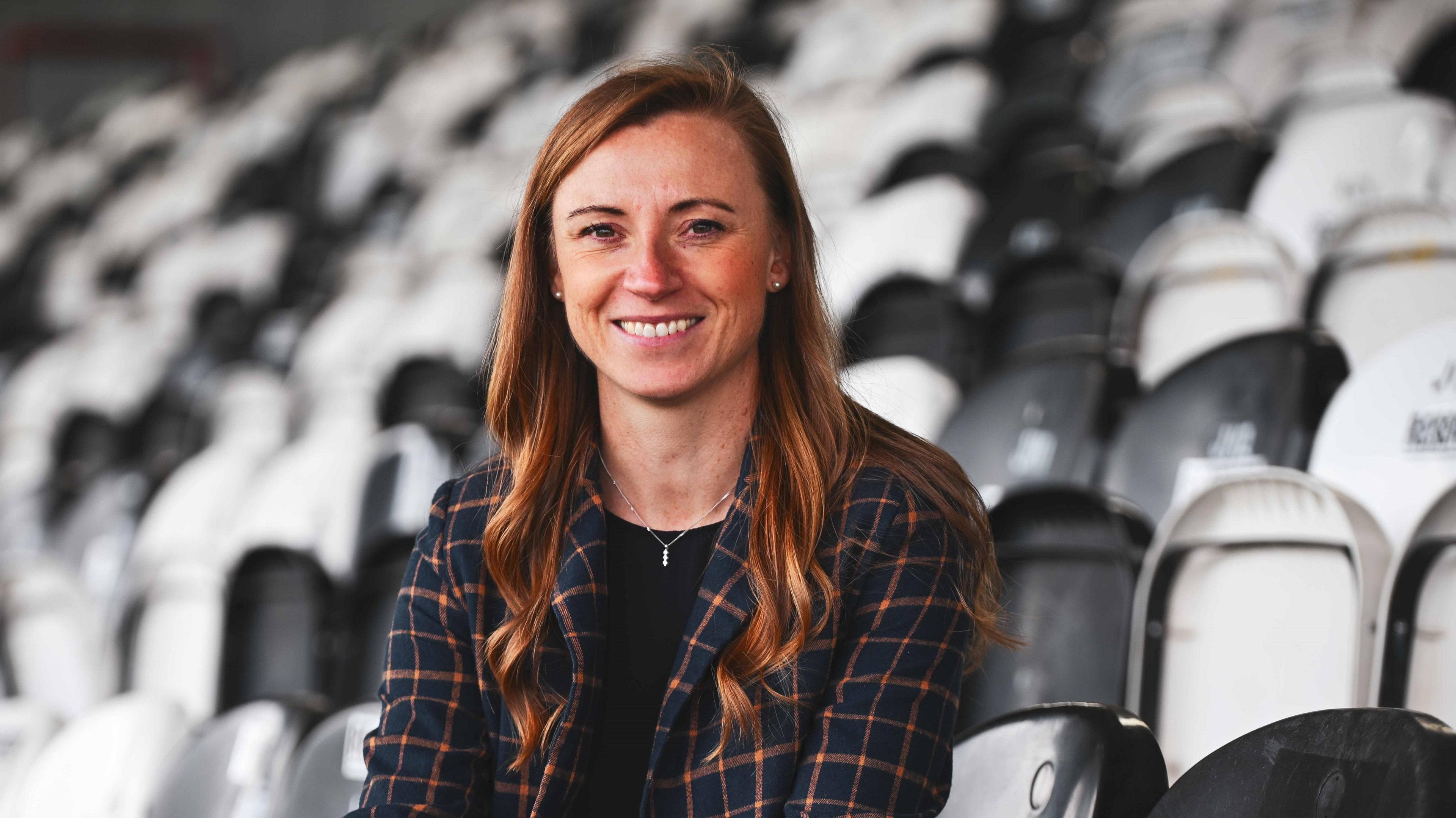 دیدار نادر منچستریونایتد؛ شبی به‌یادماندنی برای مدیر گرینزبی تاون