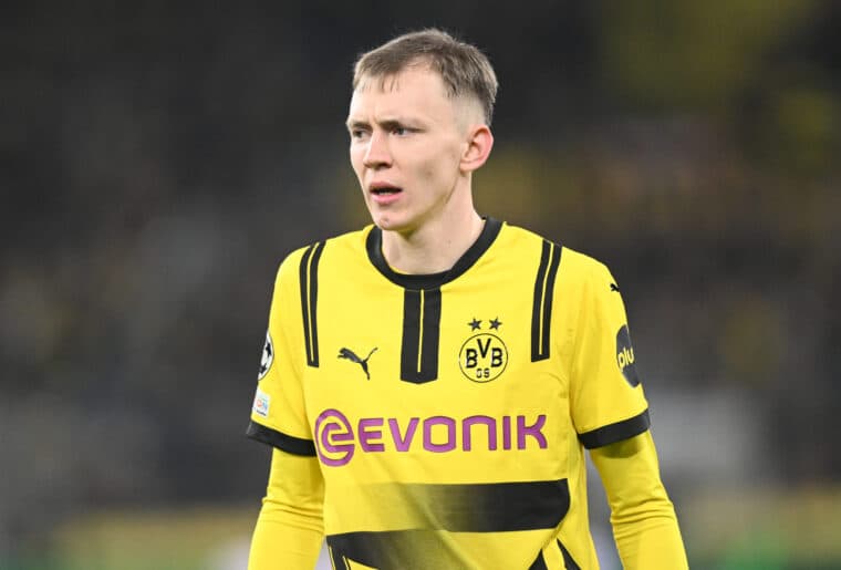 تلاش استون ویلا برای جذب ماکسیمیلیان بایر، مهاجم دورتموند
