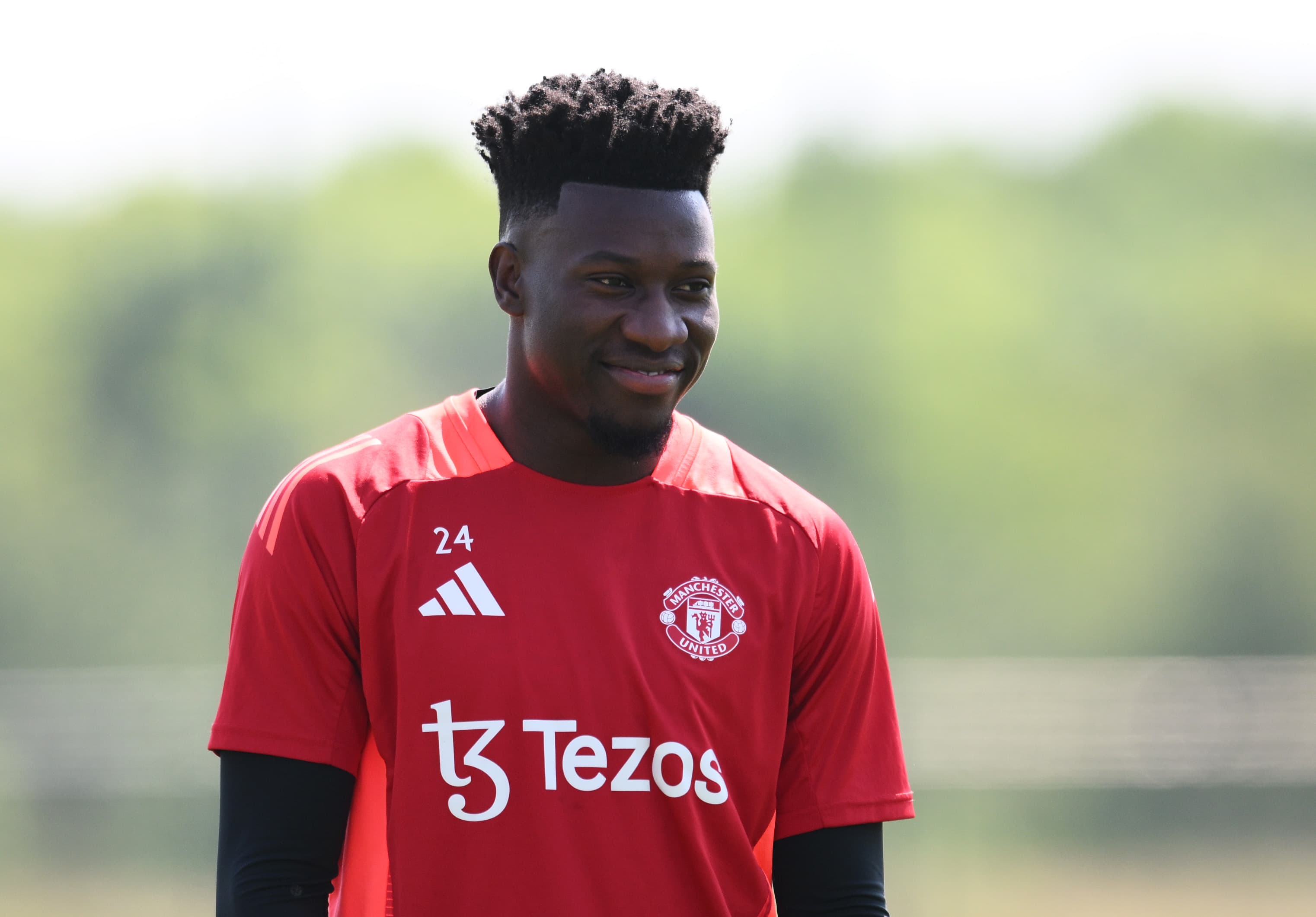 پیشنهاد خرید آندره اونانا به وستهم؛ تصمیم درست چیست؟