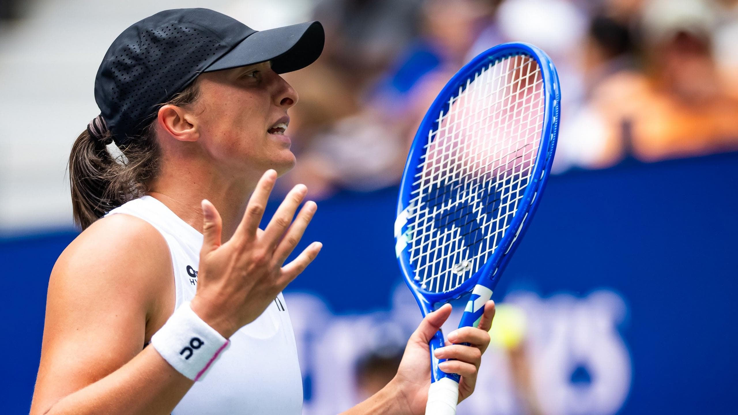 پیروزی دشوار ایگا اشویاتک مقابل لامنس در دور دوم اوپن آمریکا