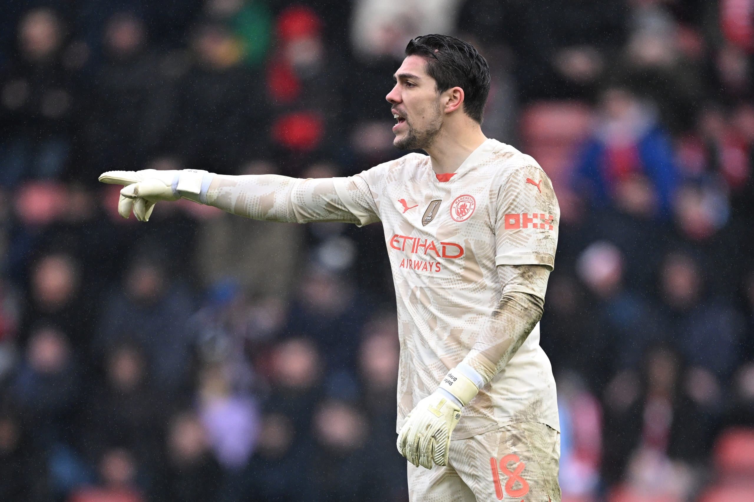 نگاه بروسیا مونشن‌گلادباخ به استفان اورتگا از منچسترسیتی به‌عنوان جانشین دروازه‌بان