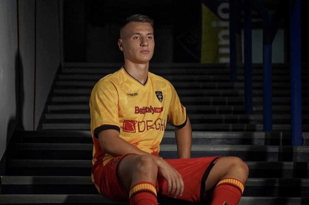 خروج فرانچسکو کاماردا از زمین بازی به دلیل فراموشی: انتقال به بیمارستان پس از دیدار برابر میلان