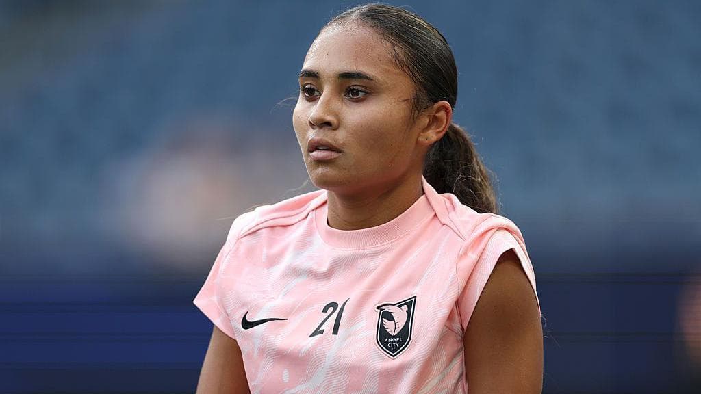 چلسی در تلاش برای جذب آلیسا تامپسون، ستاره تیم آنجل سیتی