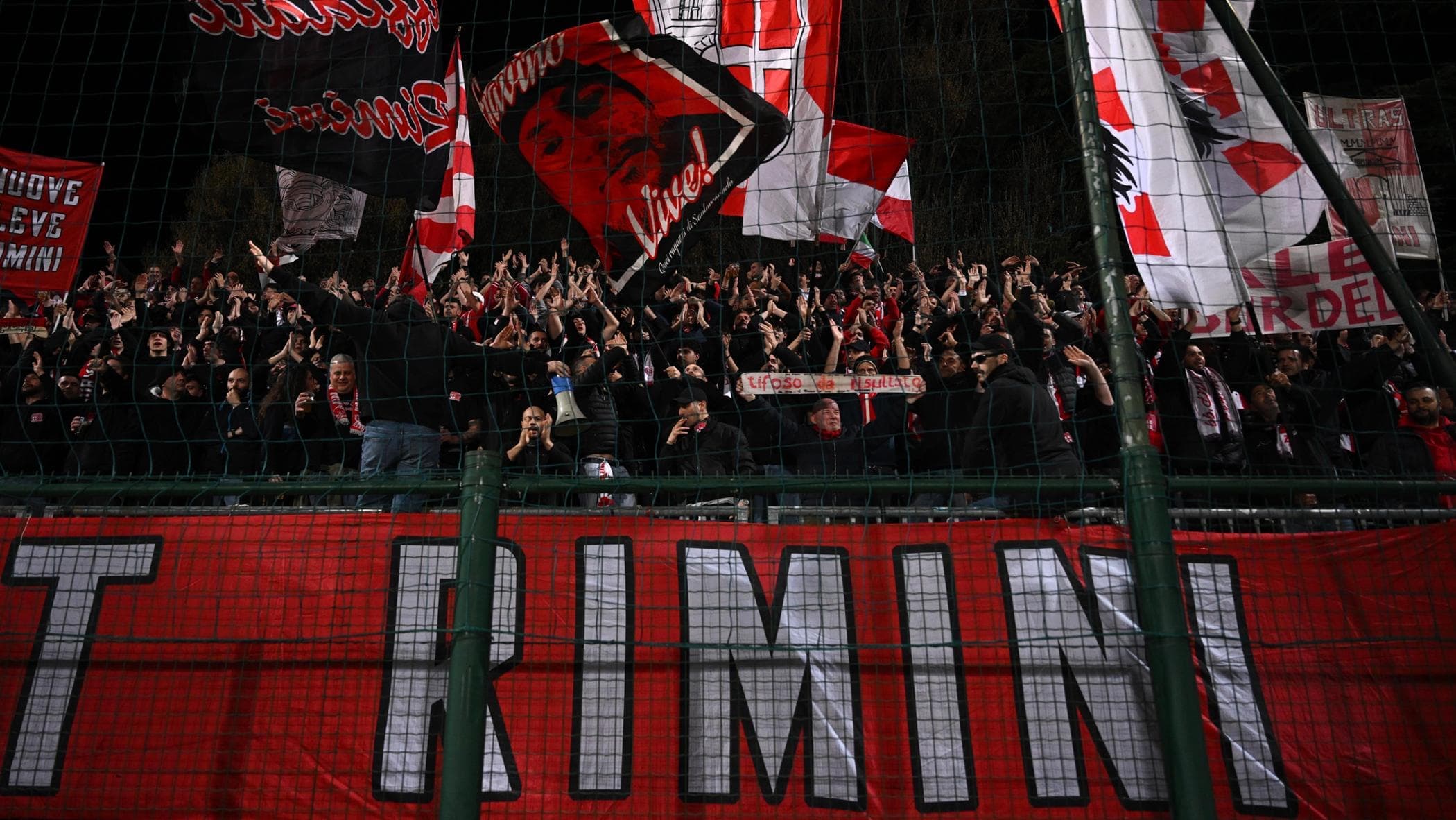 جریمه ۱۱ امتیازی برای تیم فوتبال ریمینی؛ نابسامانی در ورزشگاه و ترکیب تیم