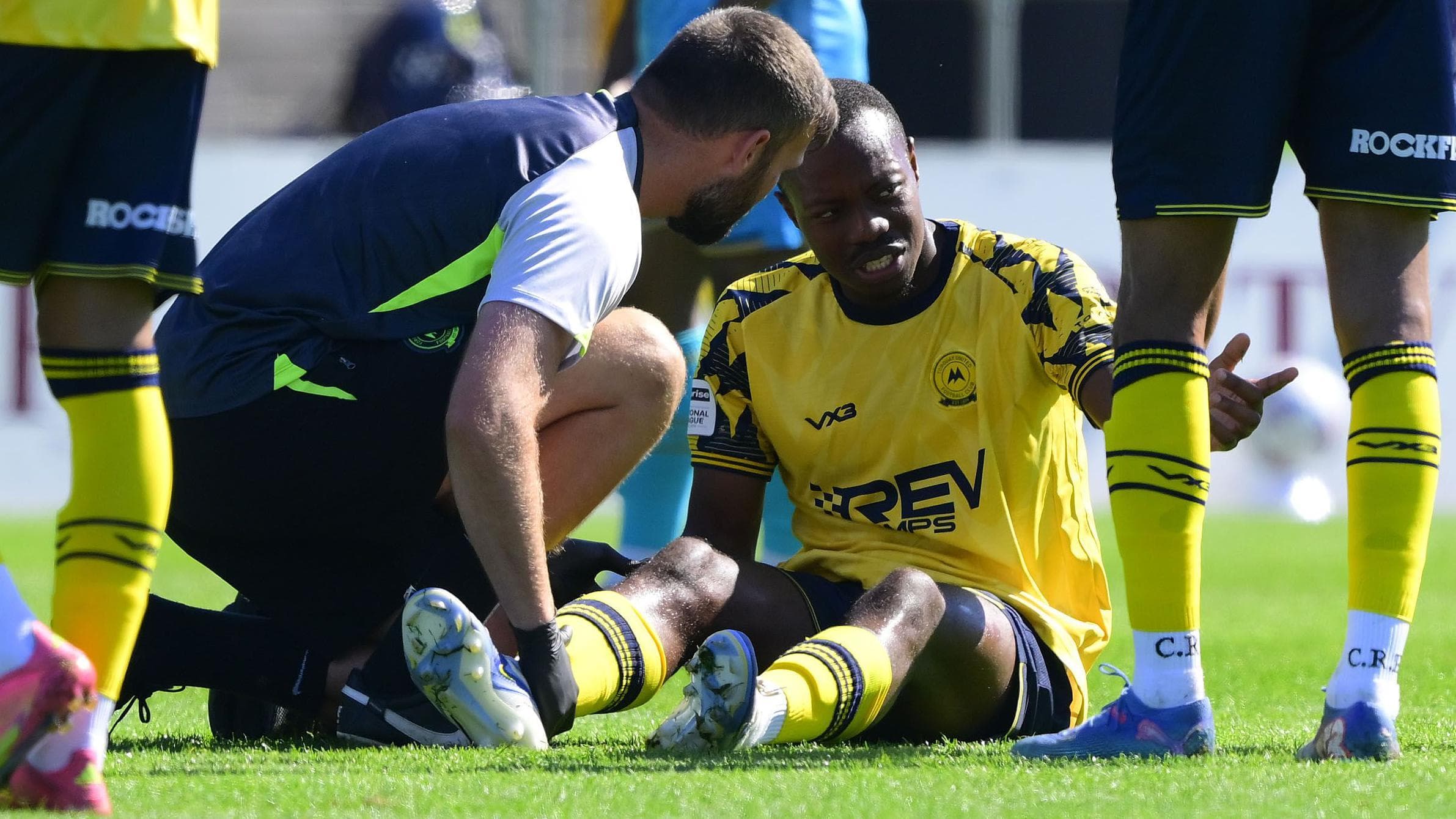 مصدومیت شدید موناشه ساندایر و غیبت طولانی او در تیم تورکی یونایتد