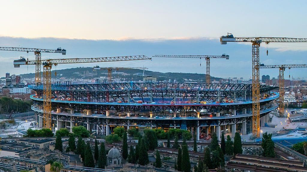 چرا اولین بازی خانگی بارسلونا در نیوکمپ برگزار نمی‌شود؟