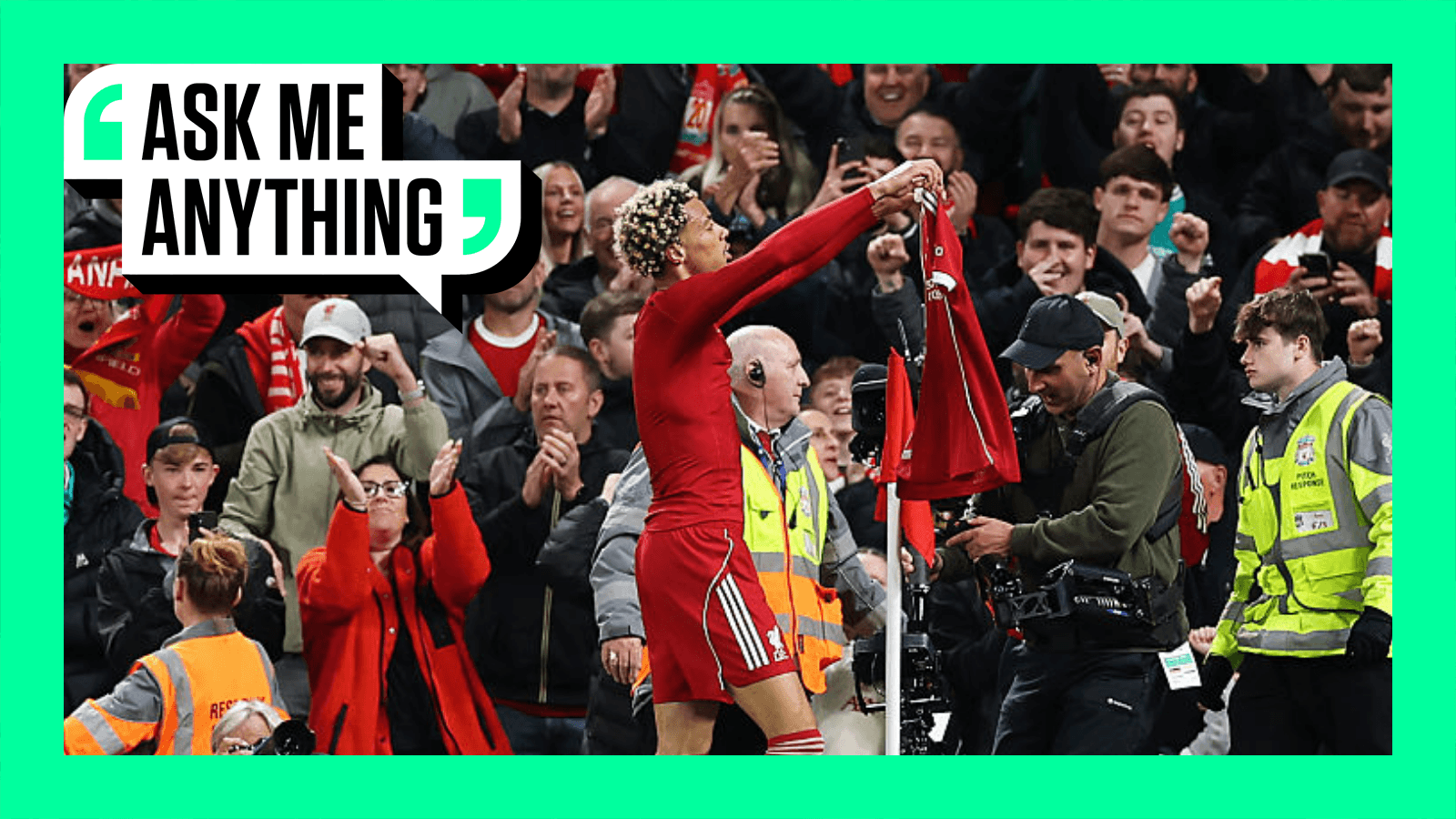 چرا بازیکنان فوتبال به خاطر درآوردن پیراهن کارت زرد می‌گیرند؟