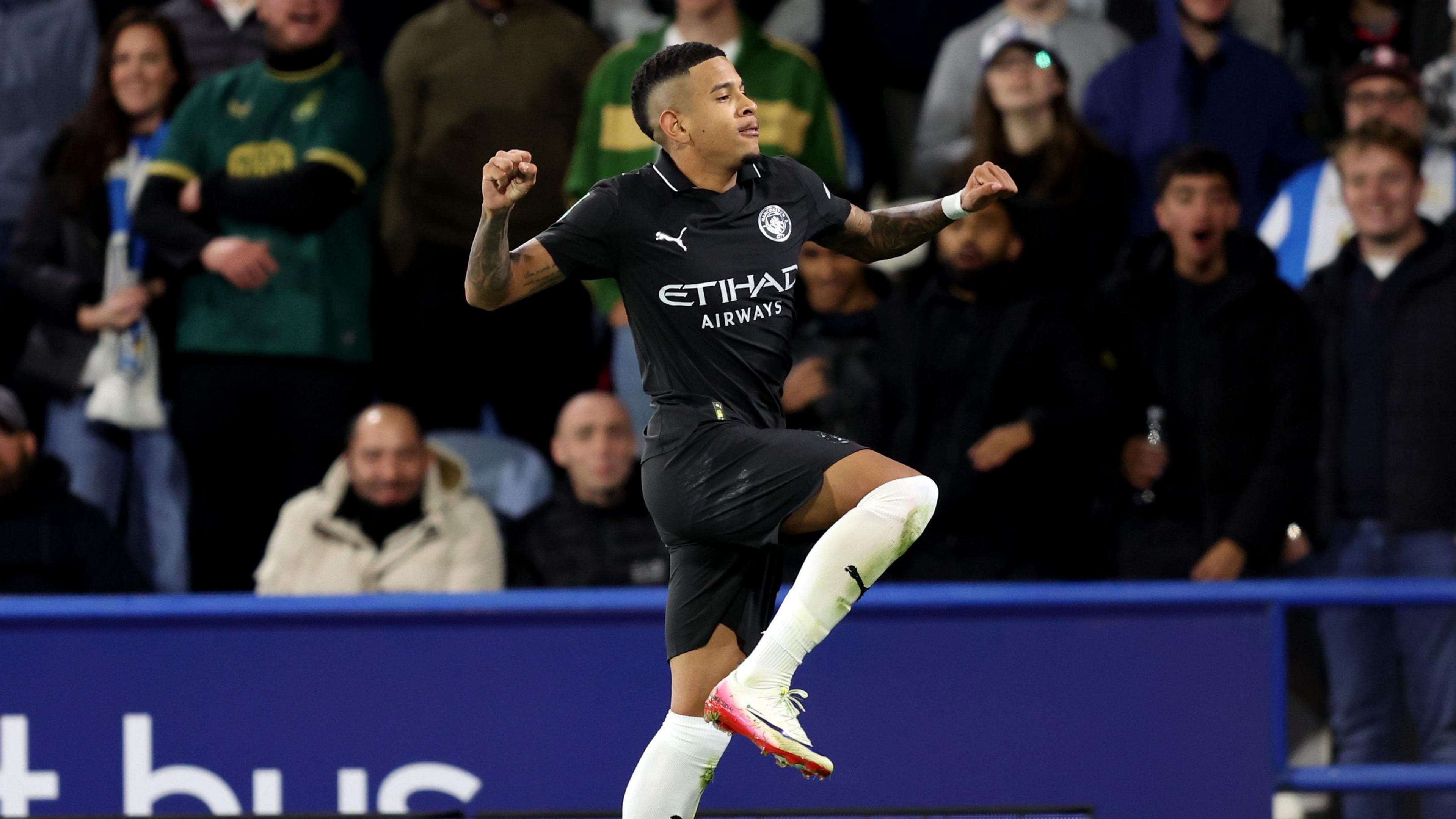 تمدید قرارداد ساوینیو با منچسترسیتی تا سال ۲۰۳۱