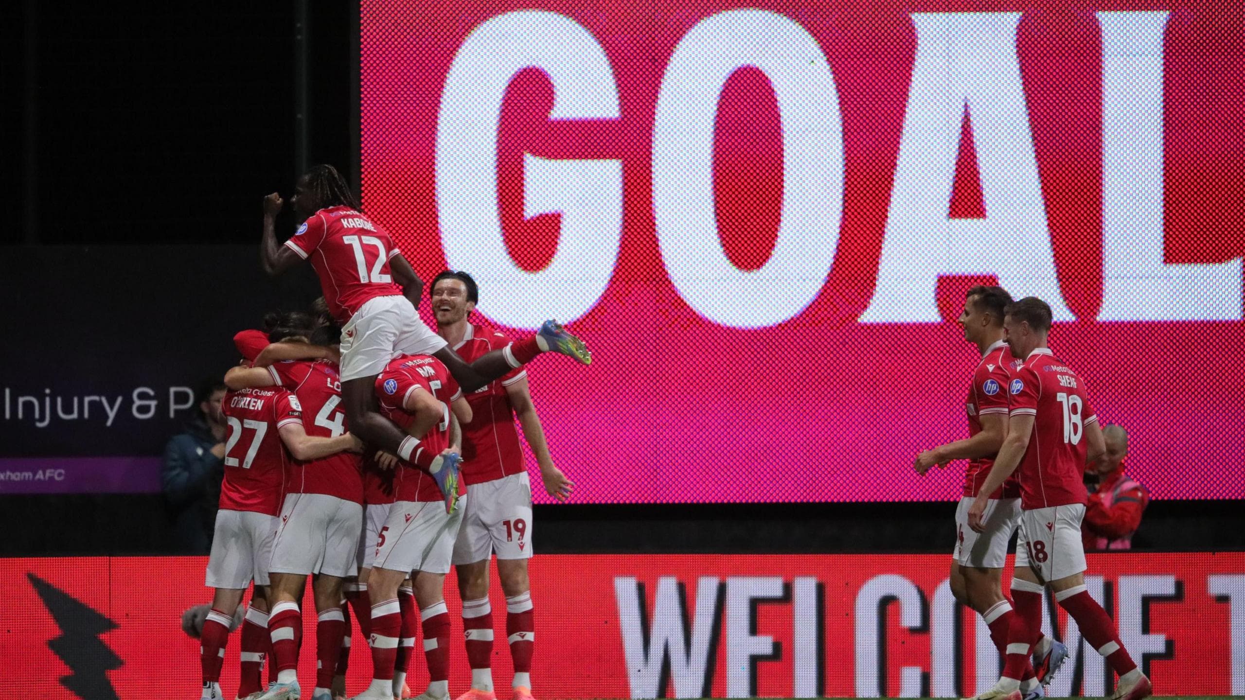 بررسی دربی هالیوودی: تساوی Wrexham و Birmingham در سایه غیبت ستارگان