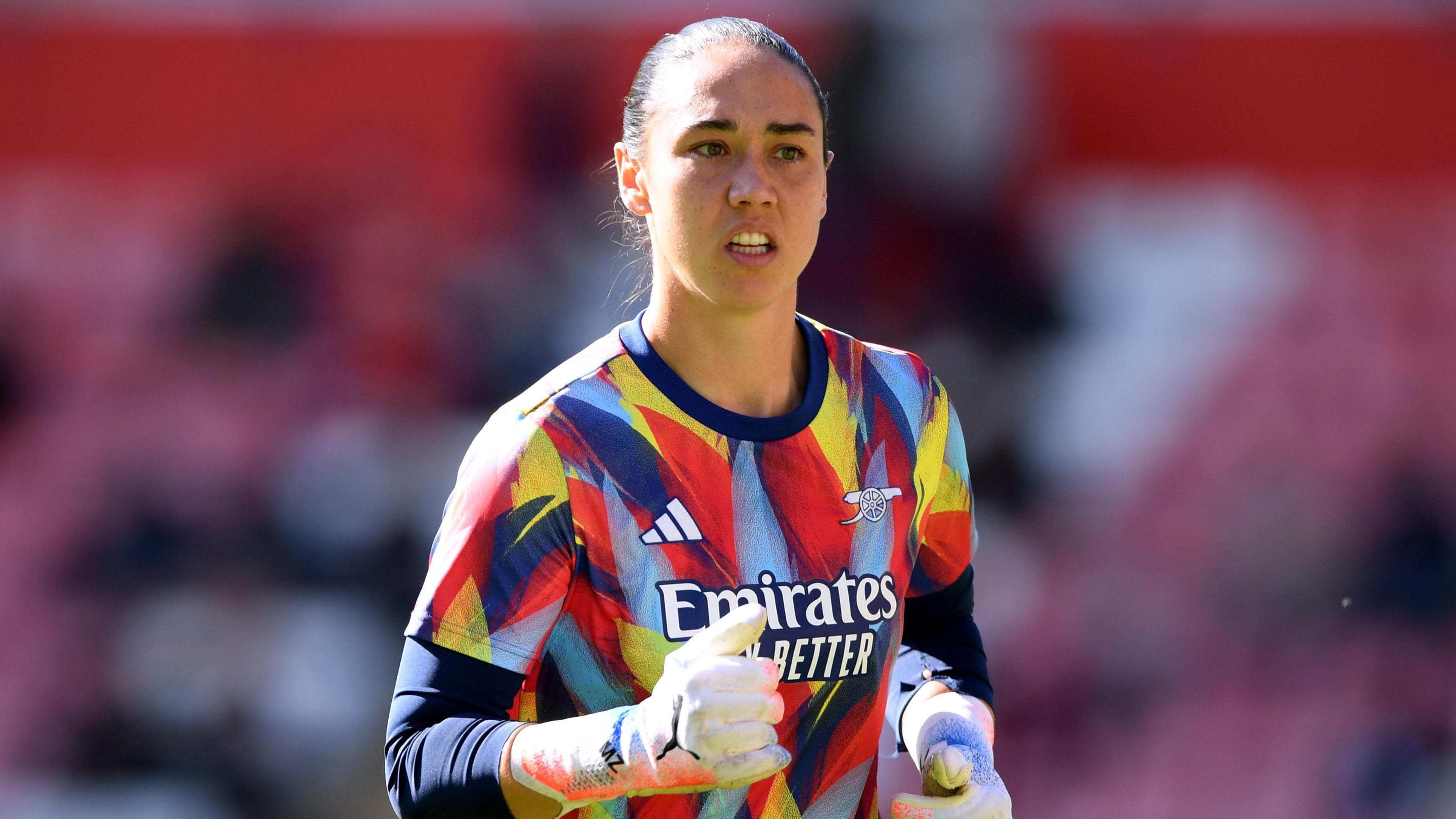 آسیب دیدگی رباط صلیبی زینسبرگر، دروازه‌بان آرسنال و غیبت طولانی او