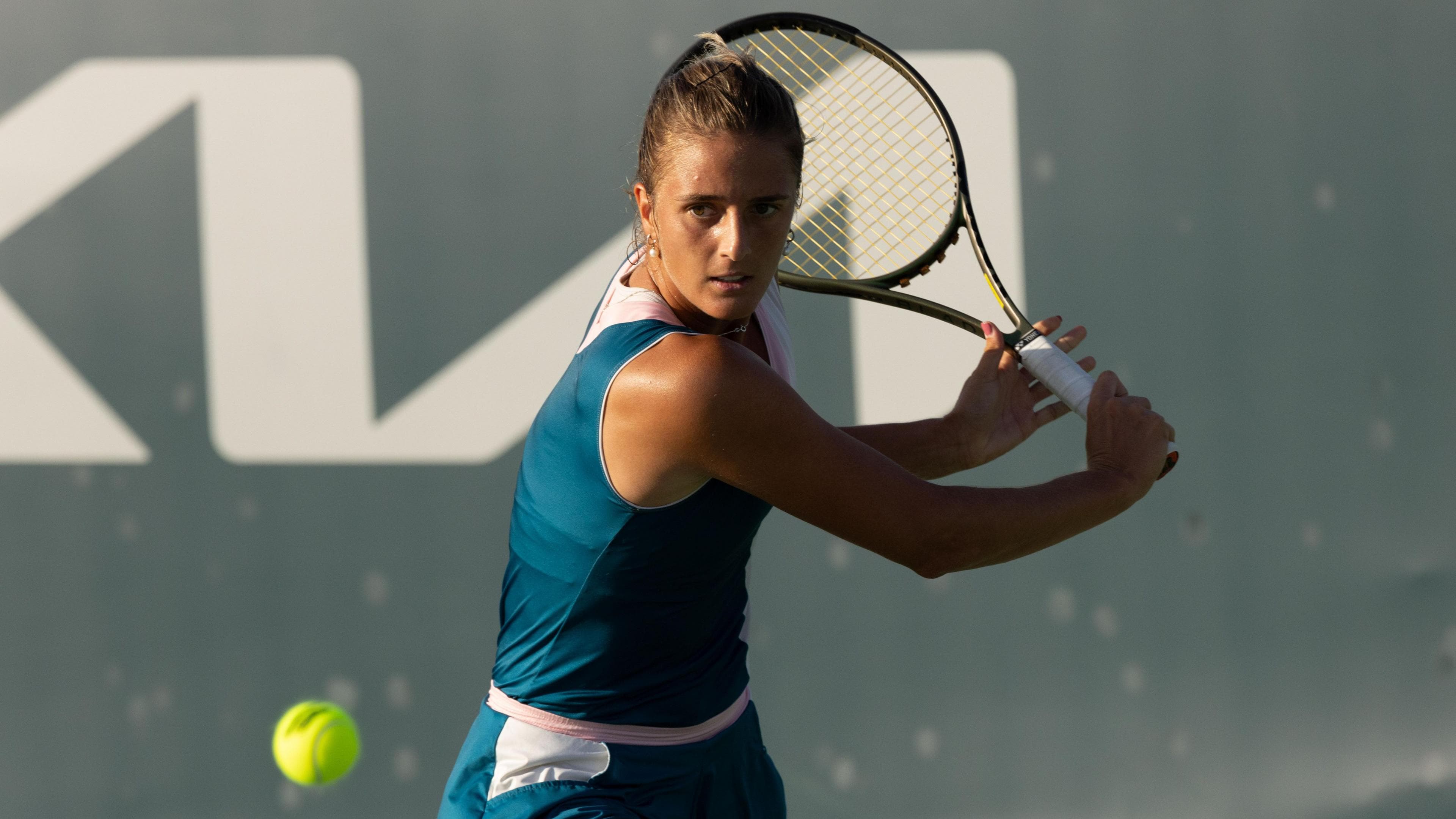 شگفتی در روز نخست مسابقات تنیس و رکسم: حذف زودهنگام کاملا روزاتلو