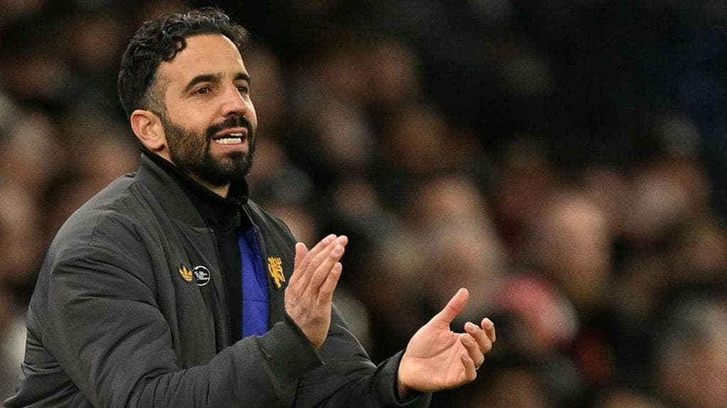 آیا منچستریونایتد پس از ۱۱ ماه منفیگرایی، بالاخره مسیر مثبت را پیدا کرده است؟