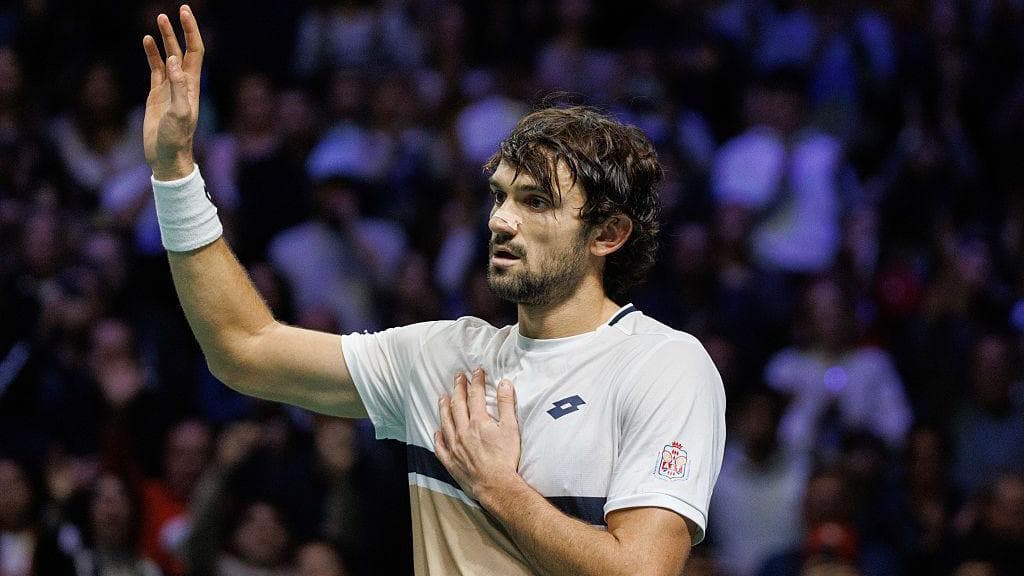 پیروزی دوباره واچرو مقابل پسرعمو پس از قهرمانی در شانگهای