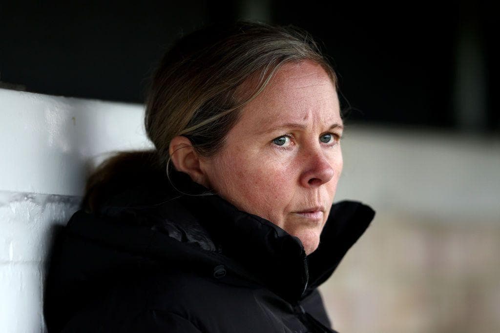 نگرانی بزرگ اسکنر: سلامت روانی مربیان فوتبال زنان در خطر است