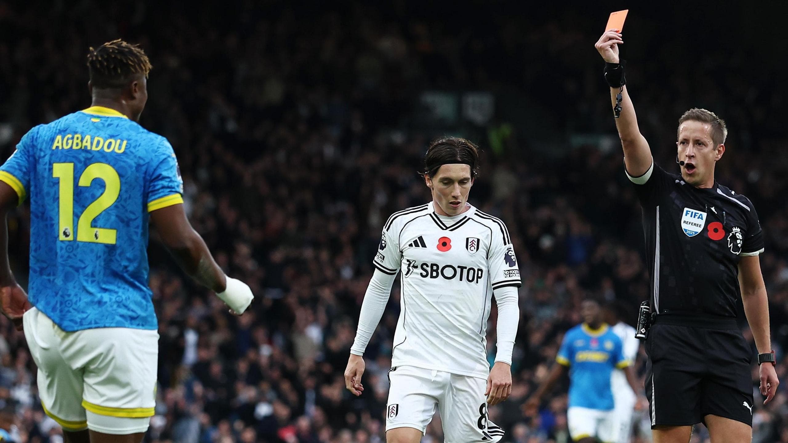 بحران وولوز در لیگ برتر انگلیس؛ خطر سقوط جدی است