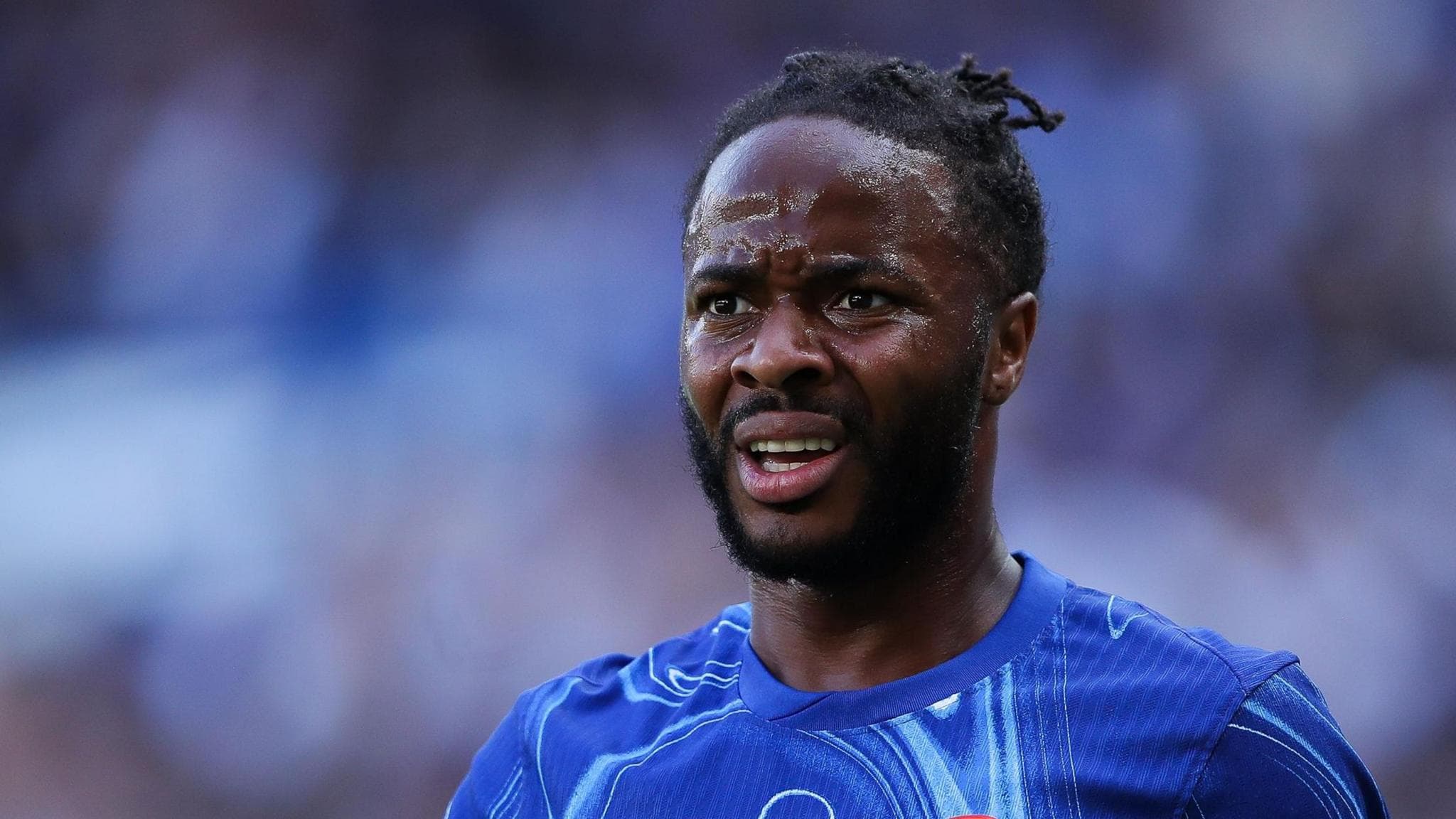 ورود دزد به خانه رحیم استرلینگ هنگام حضور خانواده‌اش در منزل