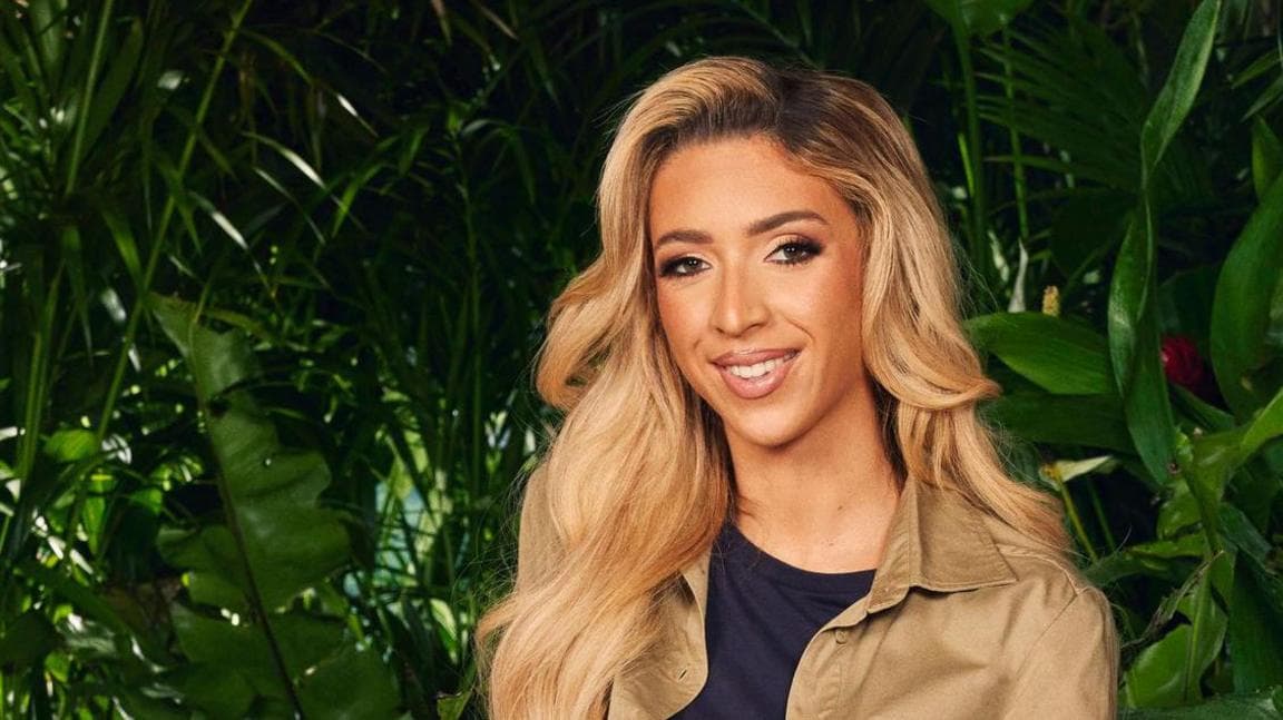 واکنشها به شوخی نامناسب اینفلوئنسر در قرعهکشی جام لیگ فوتبال زنان انگلیس