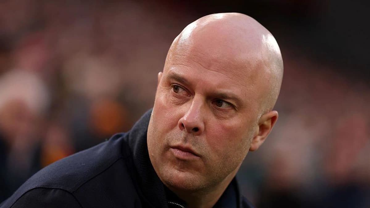 فشار واقعی آرنه سلوت در لیورپول؛ چقدر جدی است؟