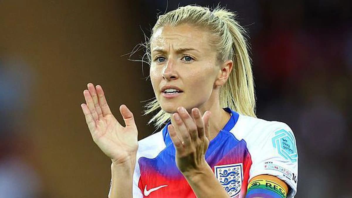 بازگشت لیا ویلیامسون به تیم ملی زنان انگلیس برای انتخابی جام جهانی