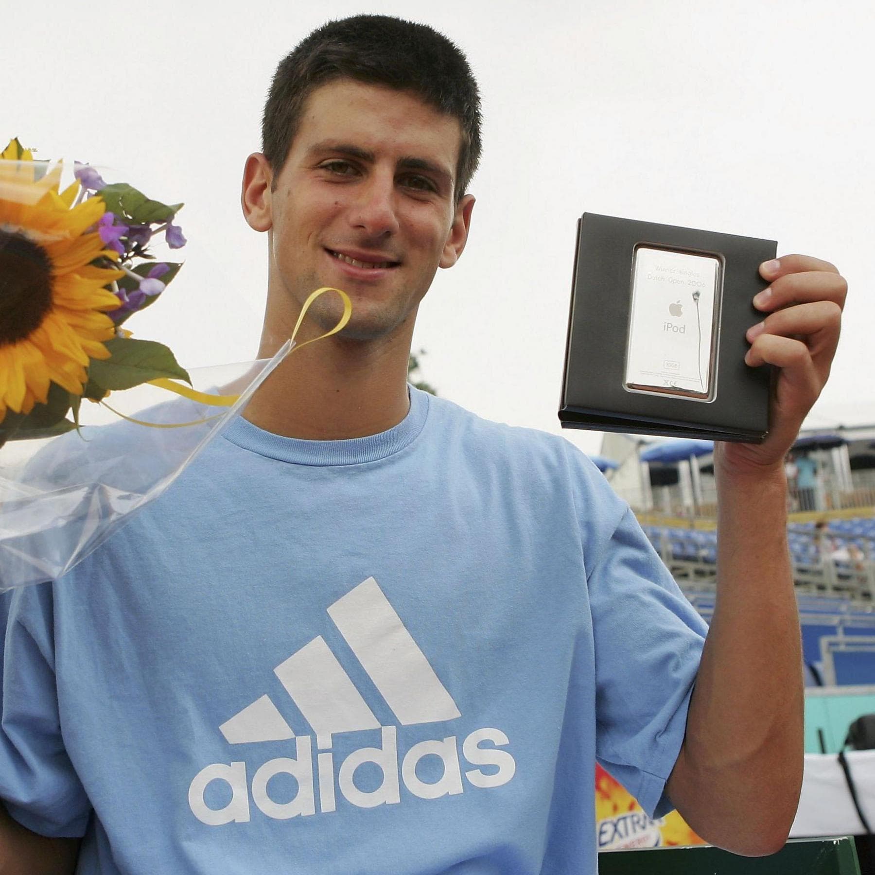 از دریافت آیپاد تا قهرمانیهای بزرگ: ۱۰۰ جام برای نواک جوکوویچ