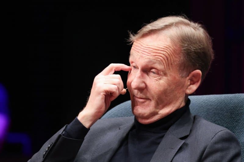 واکنش مدیر دورتموند به انتقال احتمالی فلورین ویرتز: کاش به بایرن مونیخ میرفت