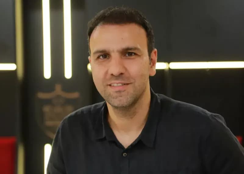 واکنش محسن خلیلی به خائنین و وطنفروشان پس از حمله به ایران