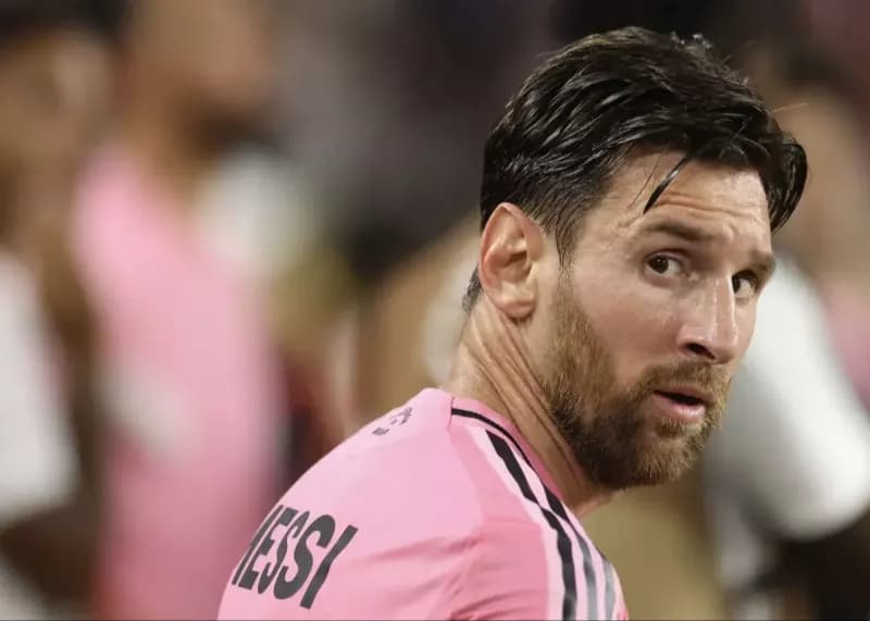 تقدیر خاص لیونل مسی از روبرتو باجو: اسطورهها هم اسطوره دارند