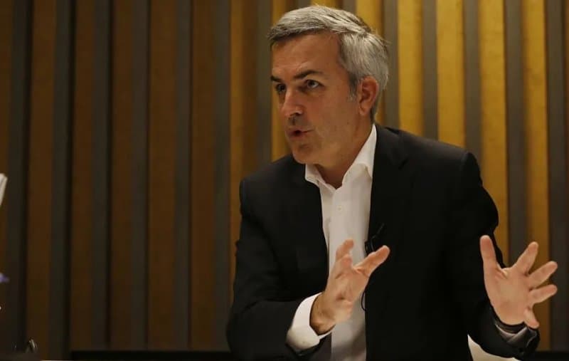 انتقادات ویکتور فونت از نحوه رفتار باشگاه بارسلونا با اسطورههایش