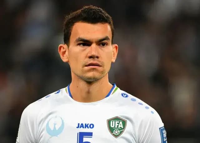 خرید جدید استقلال وارد تهران شد؛ رستم آشورماتوف در آستانه پیوستن به آبیها