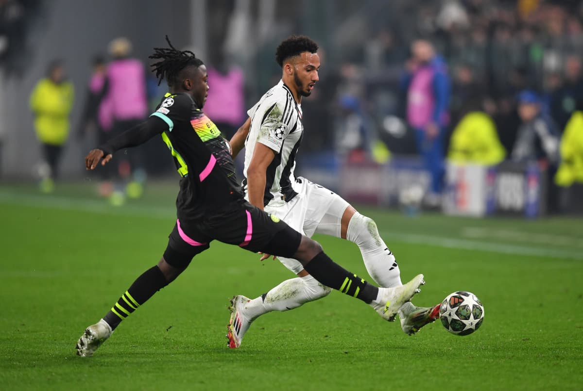 احتمال انتقال لوید کلی از یوونتوس به ساندرلند