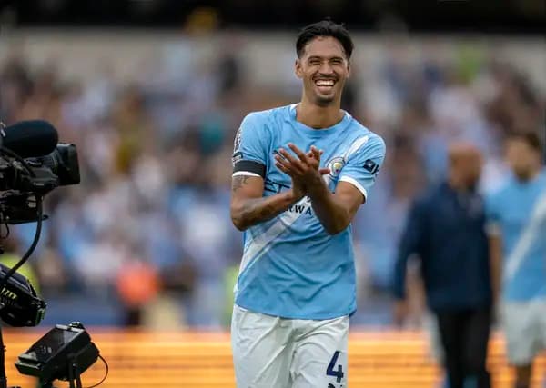 درخشش تیجانی رایندرز در پیروزی پرگل منچستر سیتی مقابل وولوز