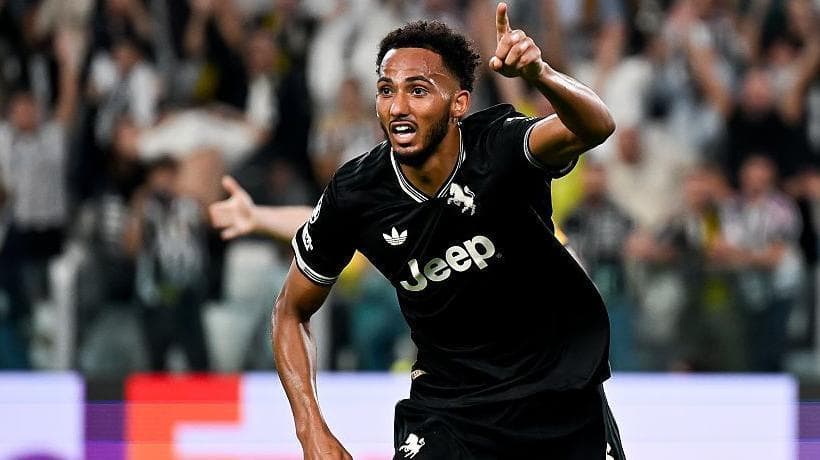 لوید کلی، قهرمان یوونتوس؛ چرا نیوکاسل او را فروخت؟