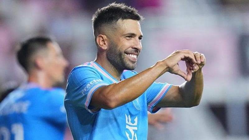 خداحافظی جوردی آلبا از فوتبال حرفهای؛ پایان یک دوران طلایی